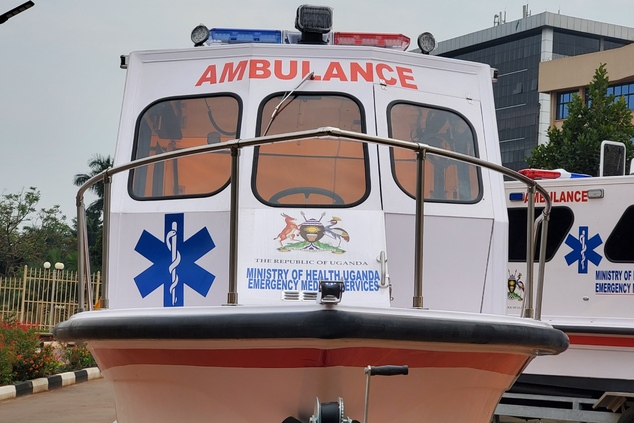 BOAT-AMBULANCE