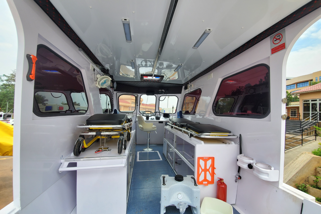 BOAT-AMBULANCE3